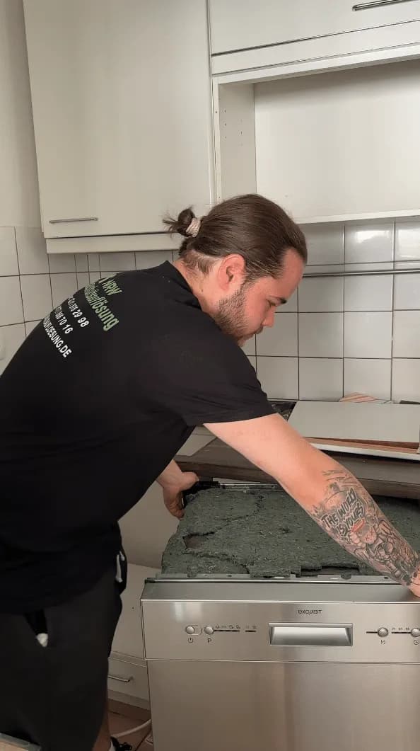 Demontage einer Einbauküche